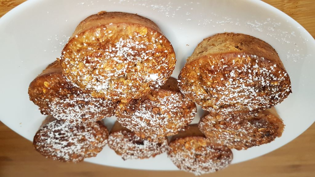 Baked Banana-Nut Oatmeal Muffins