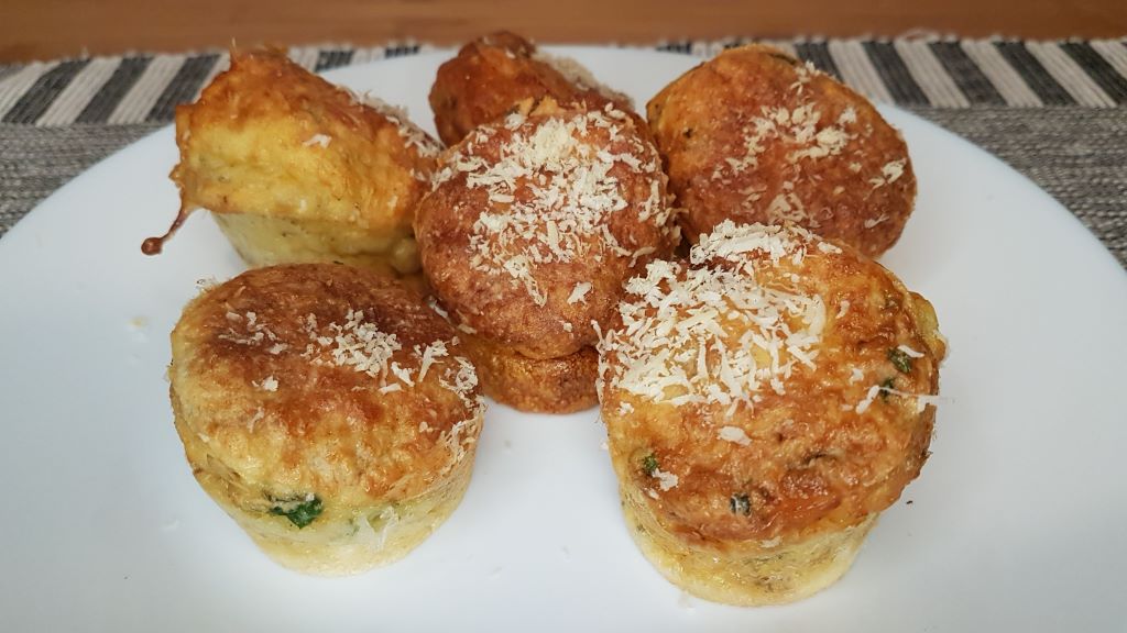 Bacon, Basil and Sun-Dried Tomato Muffins